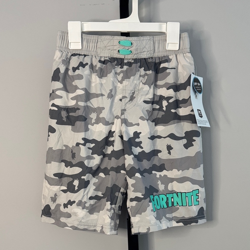 Fortnite Boys Gray Camo Swim Trunks Size Medium or Large New NWT